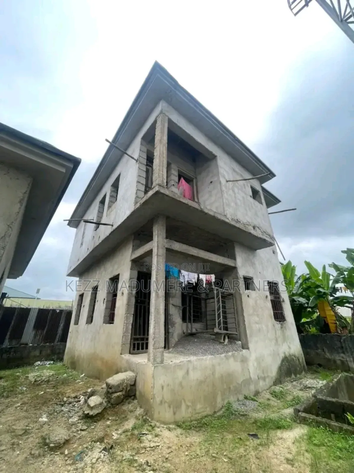 3bdrm Duplex in Radio Estate ,Nta for sale