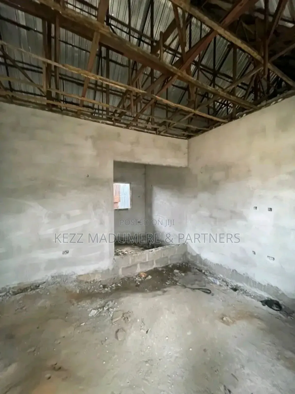 3bdrm Duplex in Radio Estate ,Nta for sale