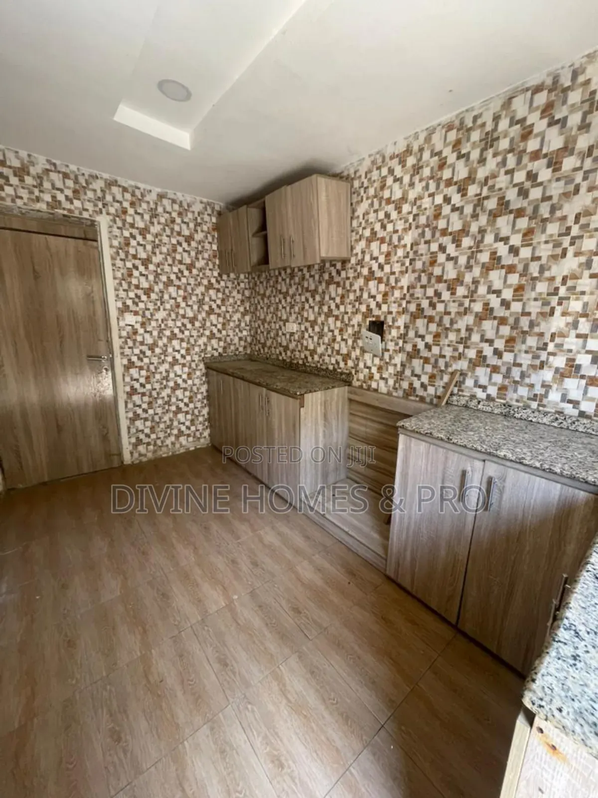 3bdrm Block of Flats in Life Camp for rent