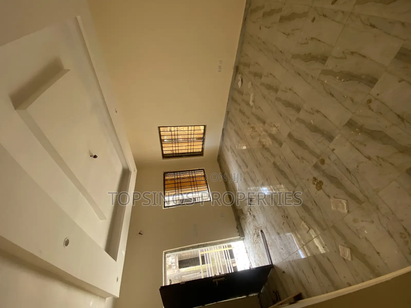 2bdrm Block of Flats in Dawaki for rent