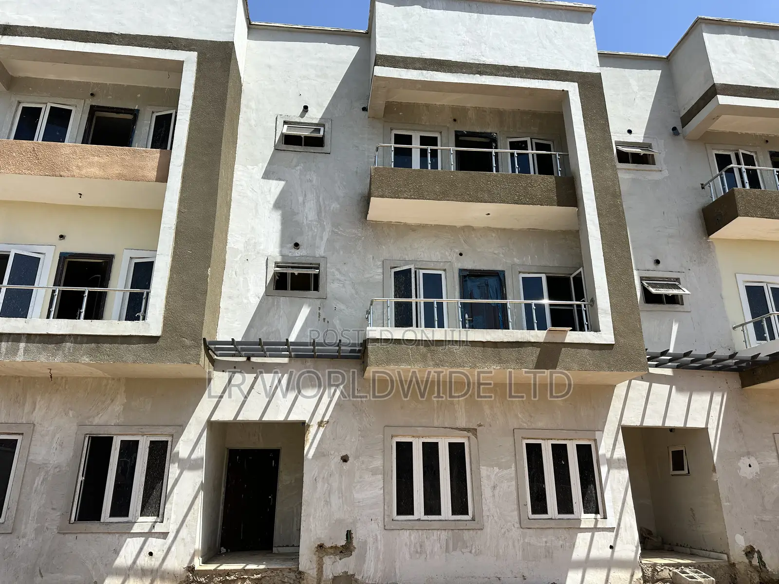 5bdrm Townhouse/Terrace in Durumi for sale