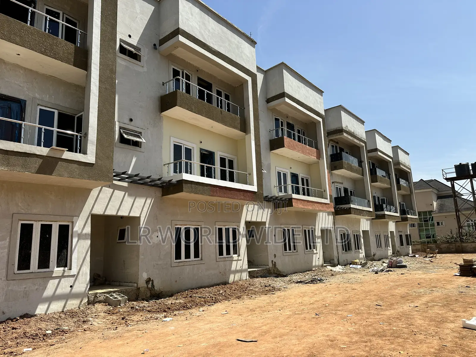 5bdrm Townhouse/Terrace in Durumi for sale