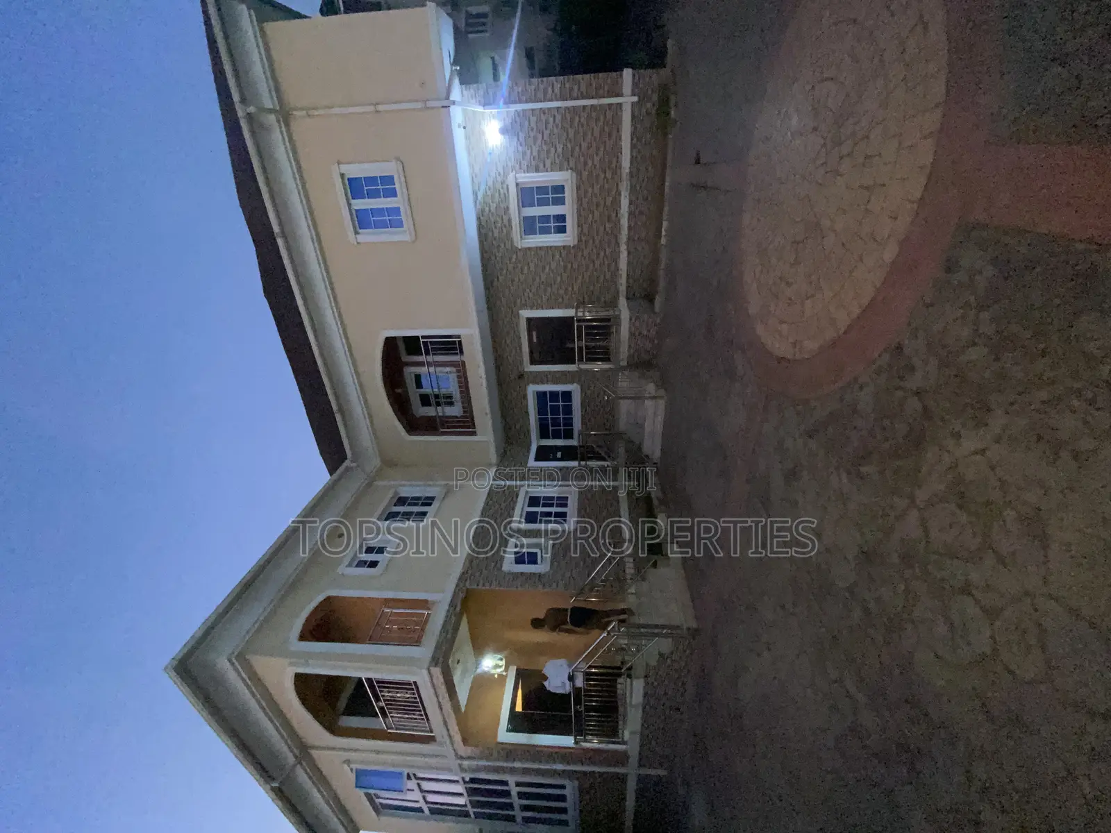 2bdrm Block of Flats in Dawaki for rent