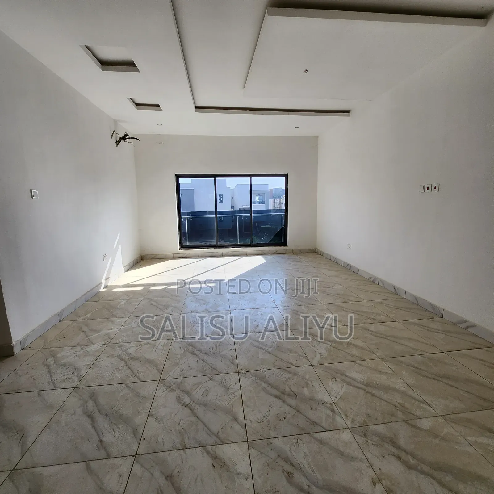 4bdrm Duplex in Jahi Gilmore for sale