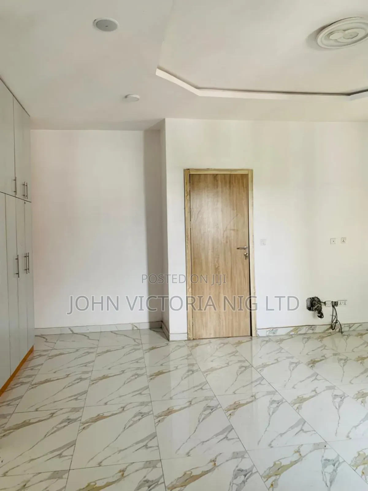 4bdrm Duplex in Lekki Phase2 for sale