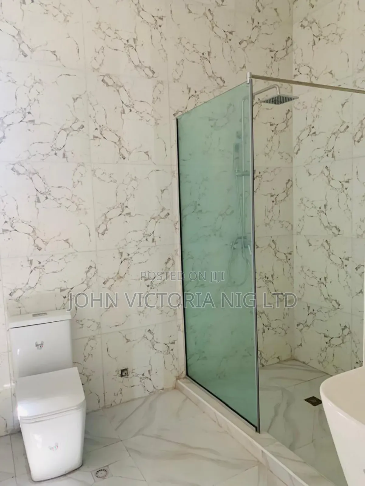 4bdrm Duplex in Lekki Phase2 for sale