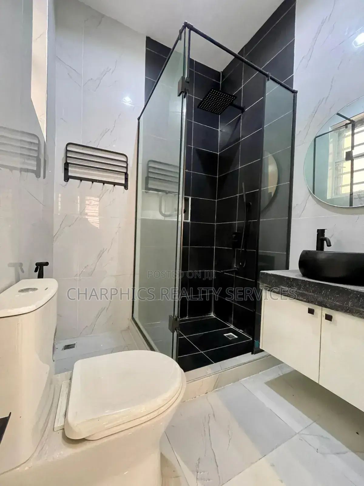 5bdrm Duplex in Lekki for sale