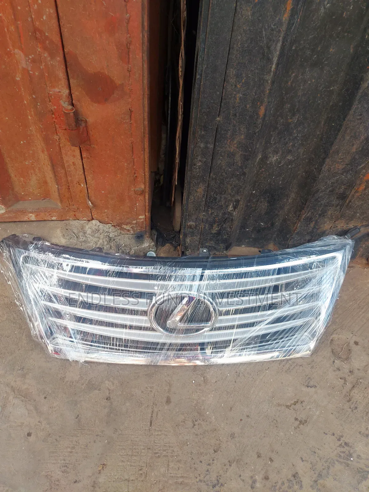 Front Grill Es350 2010 Available as Seen