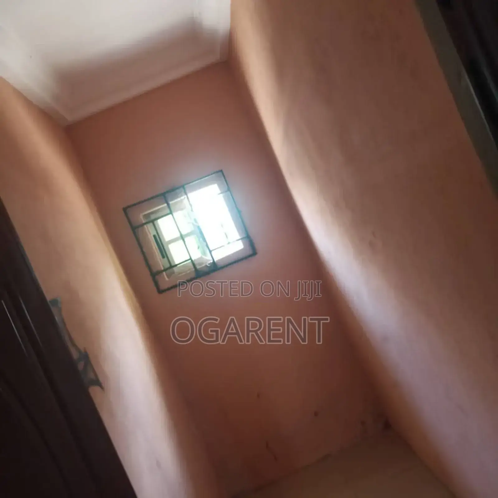 Furnished 3bdrm Apartment in Ugbor Village Road, Benin City for rent