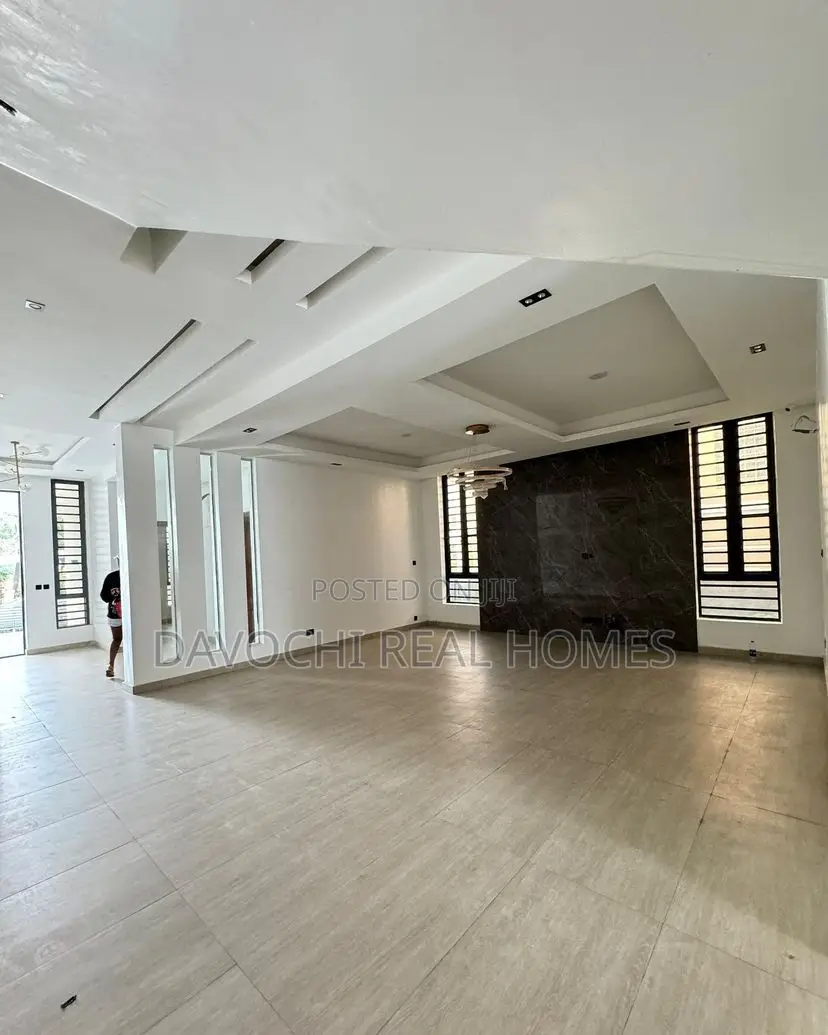 Furnished 5bdrm House in Chevron for rent