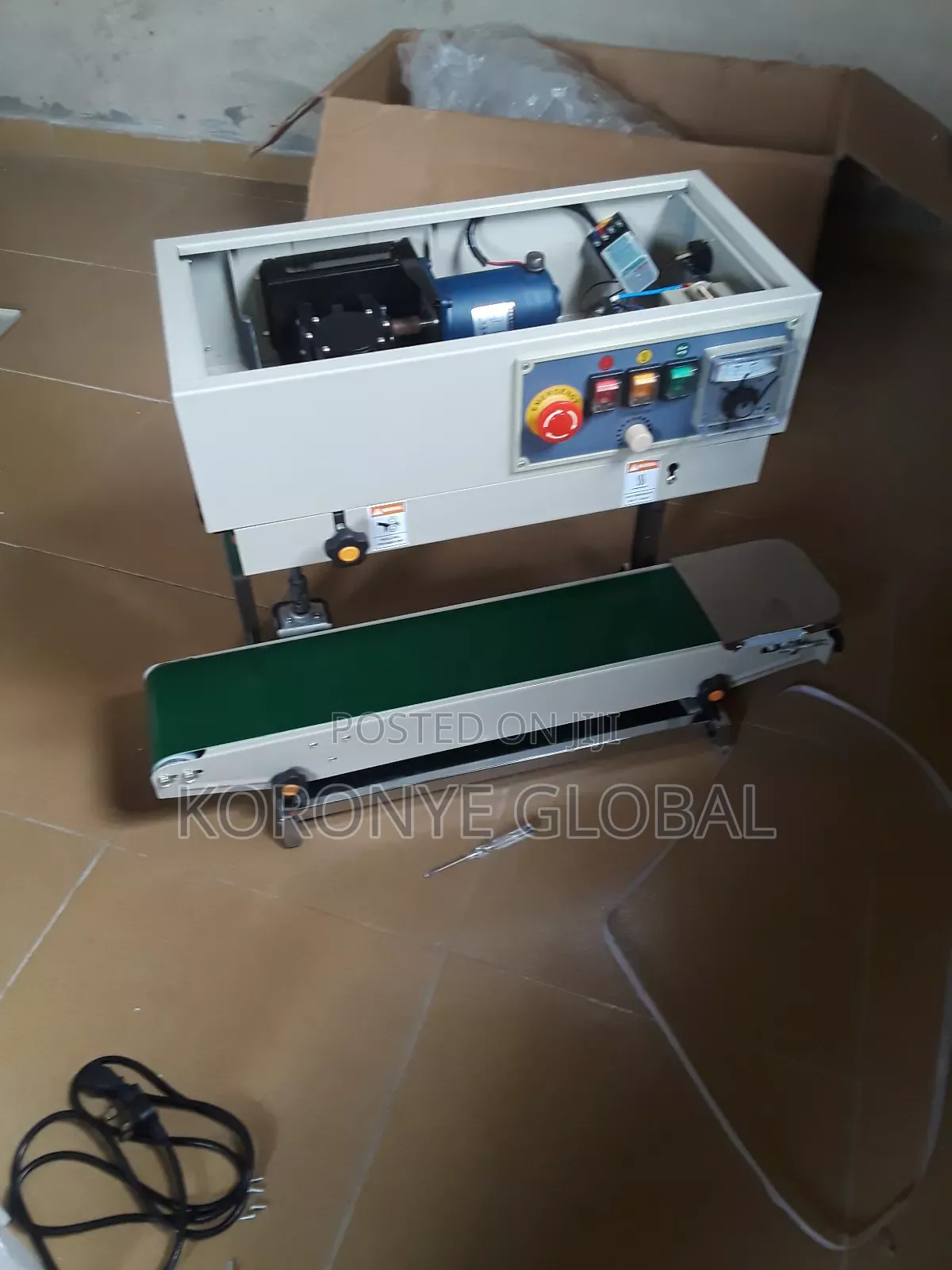 Nylon/Aluminum Foil Sealing Machin4