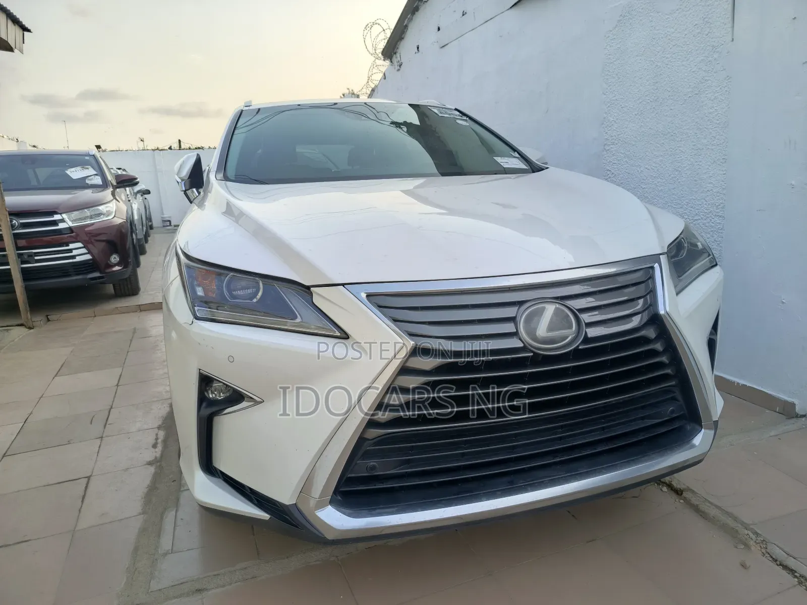 Lexus RX 350 AWD 2017 White