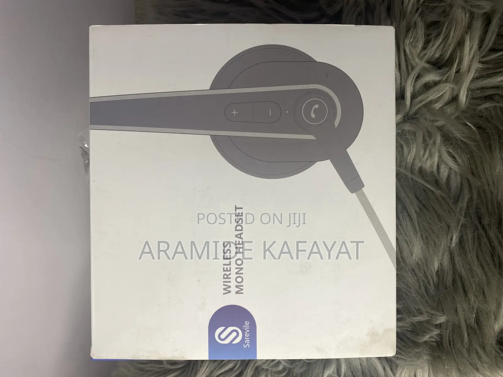 SAREVILLE Wireless Mono Headphone.