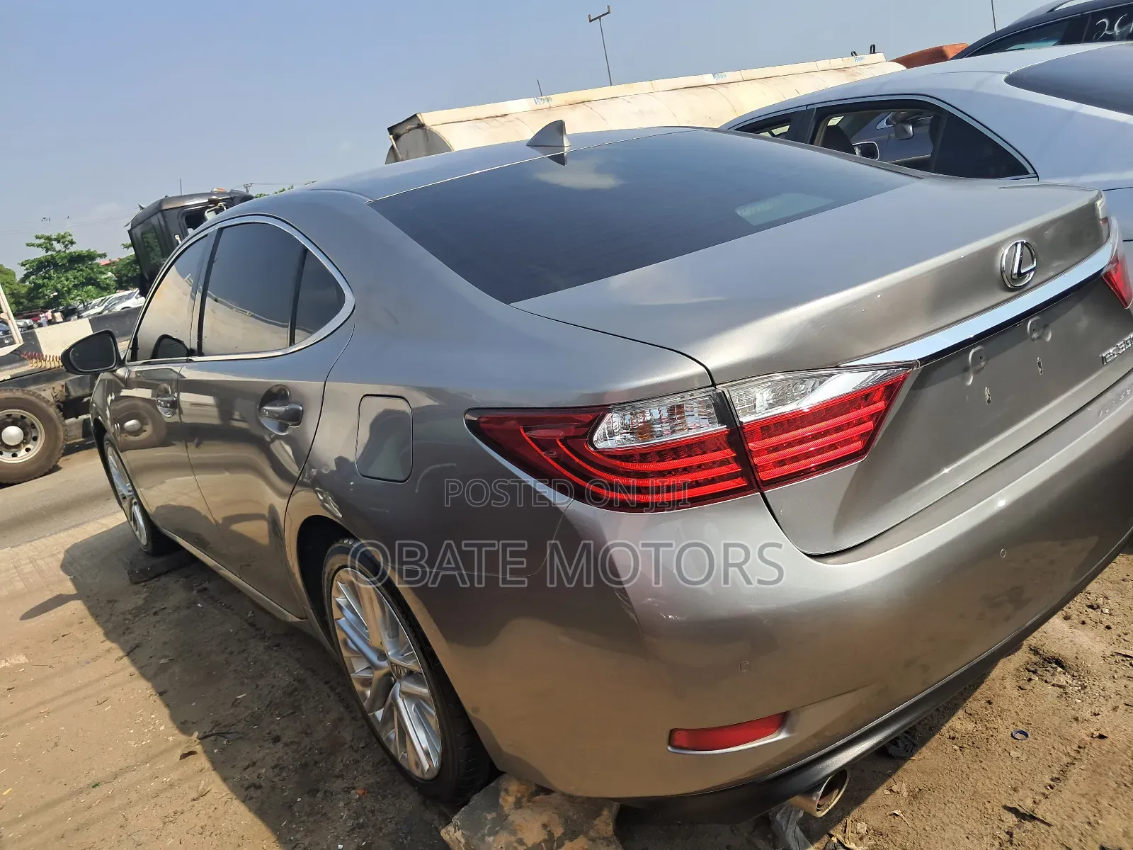 Lexus ES 350 FWD 2015 Gold