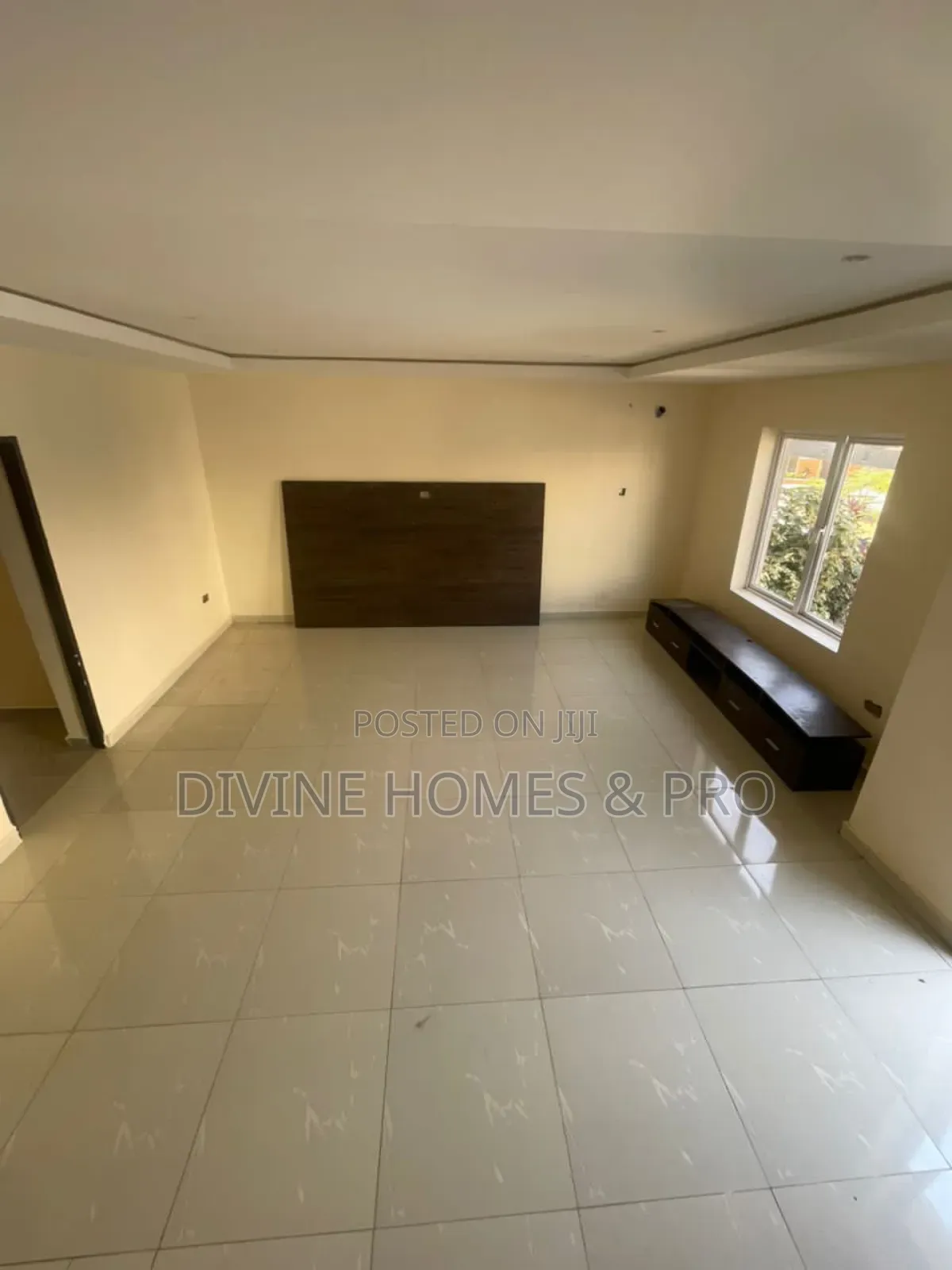 4bdrm Duplex in Life Camp for rent