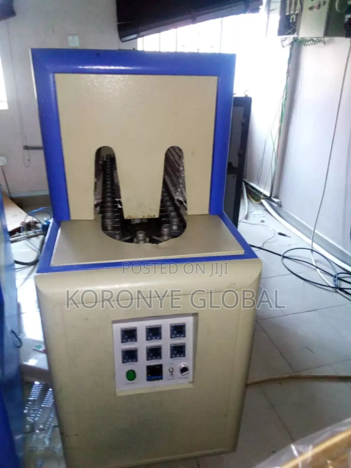 2 Cavity Pet Bottle Blowing Machine