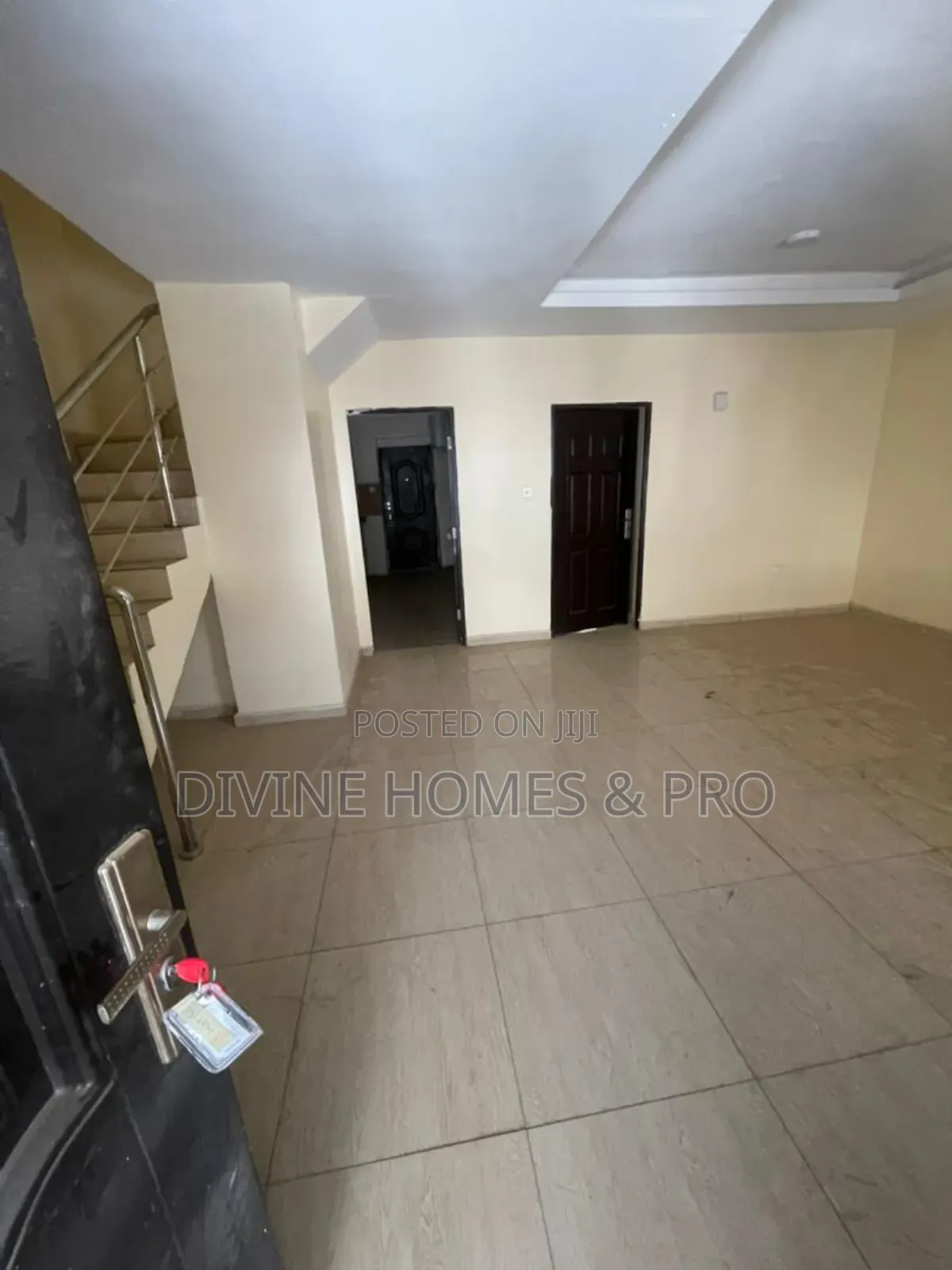 4bdrm Duplex in Life Camp for sale