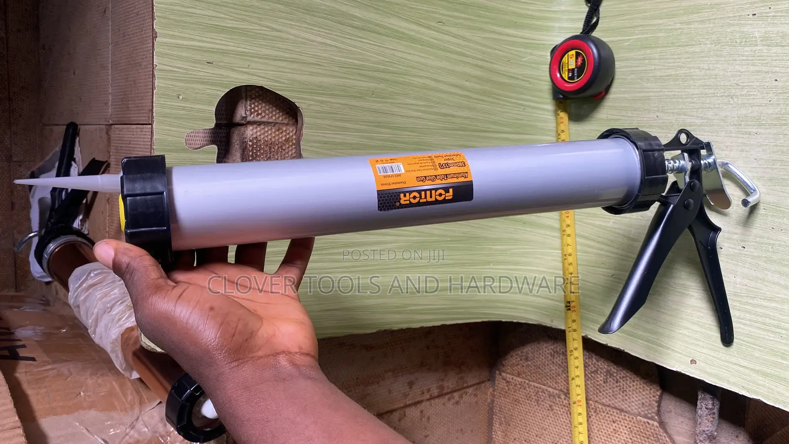 Ingco Aluminum Caulking Gun (Industrial) 9" 15'' HCG0115