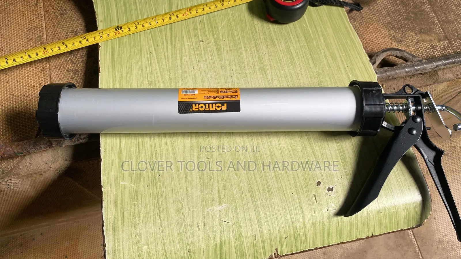 Ingco Aluminum Caulking Gun (Industrial) 9" 15'' HCG0115