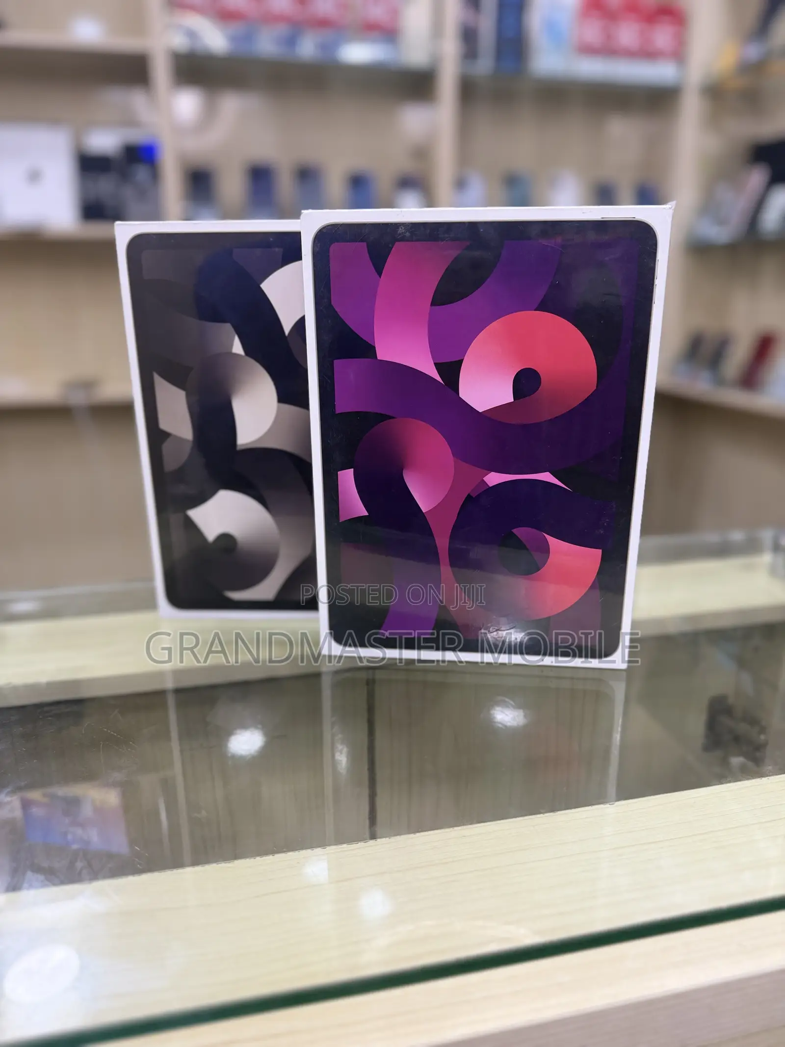 New Apple iPad Air (2020) 64 GB Black