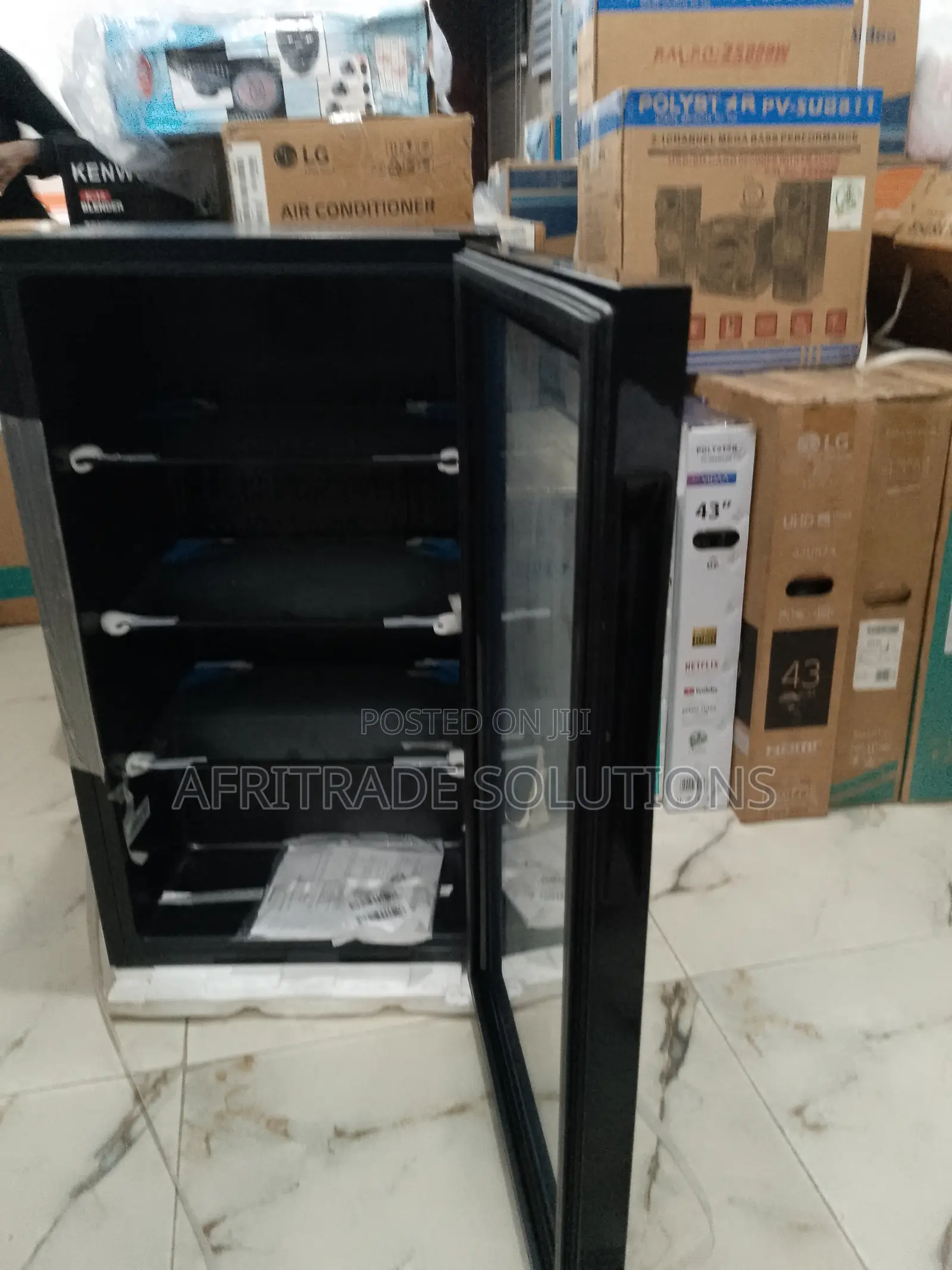 Premium Quality Hisense 91L Chiller Beverage Cooler 09090