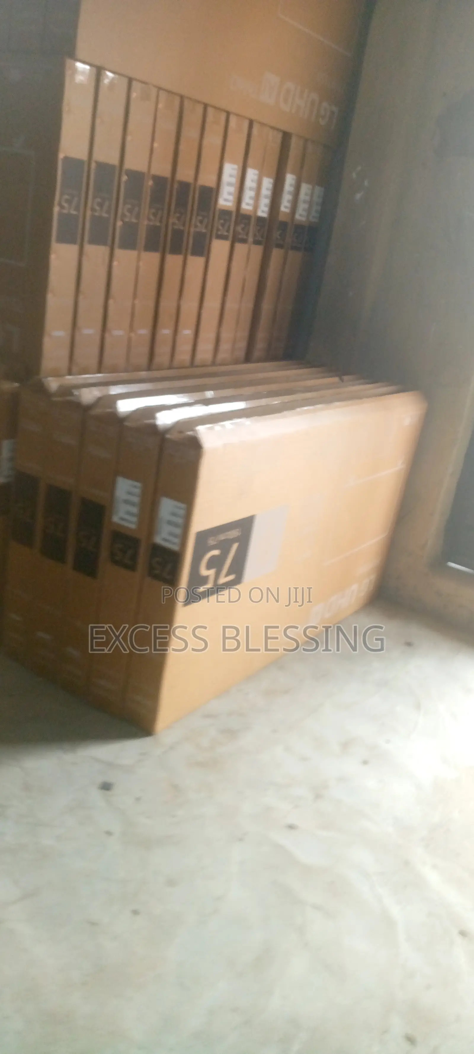 Powerful Lg 75" Frameless Television