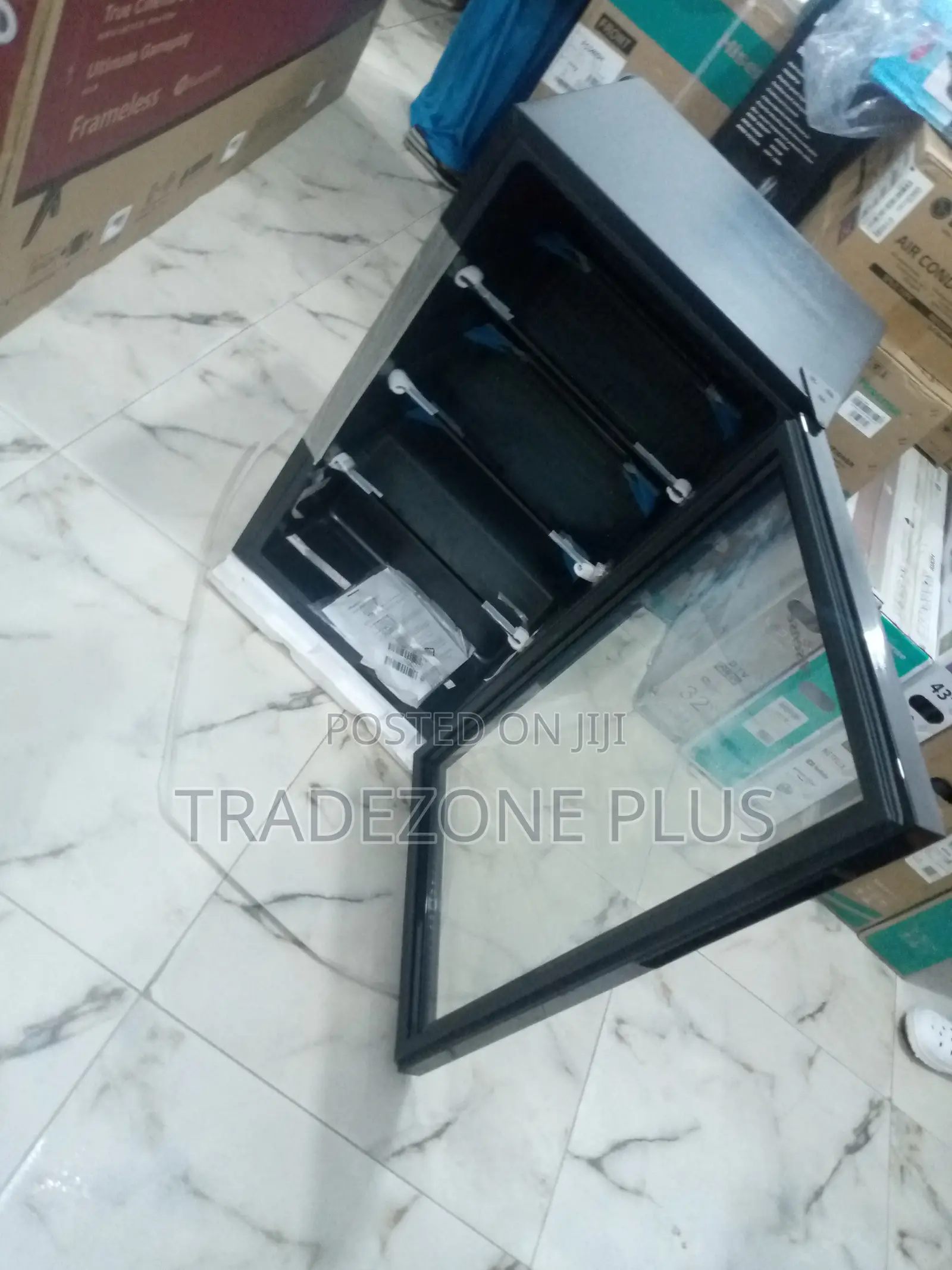 Hisense 91L Polar-Chill Beverage Cooler