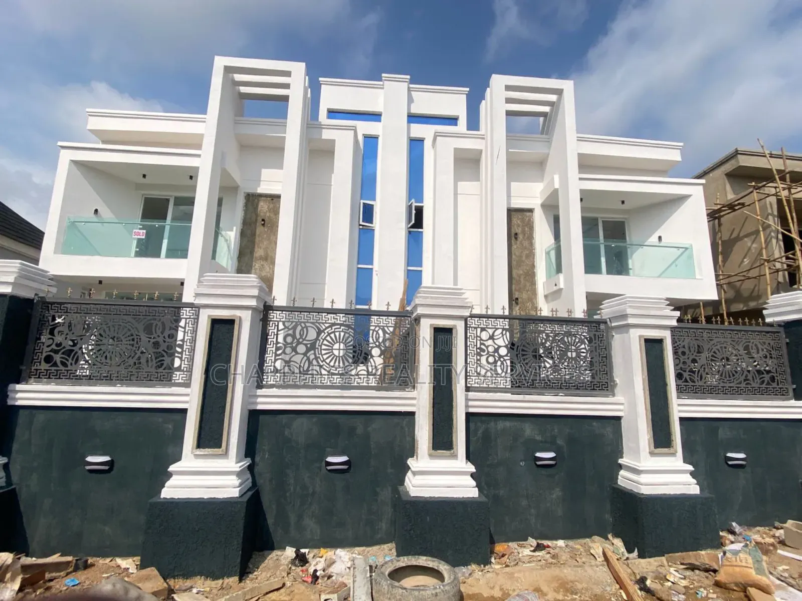 4bdrm Duplex in Ifako-Ijaiye for sale
