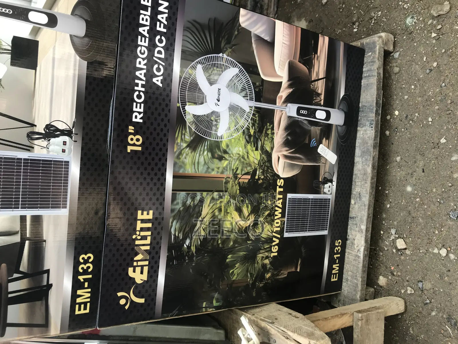 18”Rechargeable Fan With 16v/10watt Panel