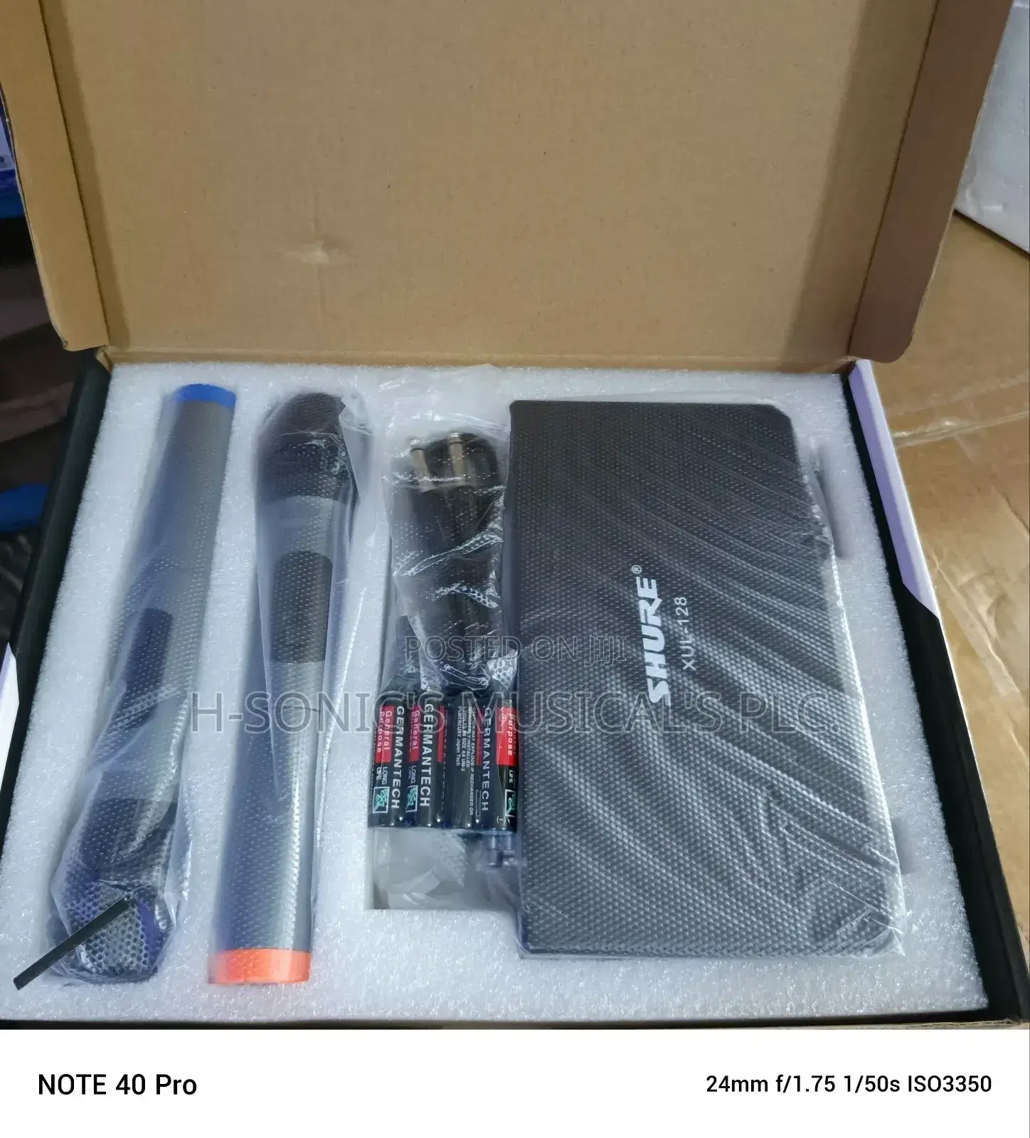 Professional Shure Xul-128 Wireless Microphone