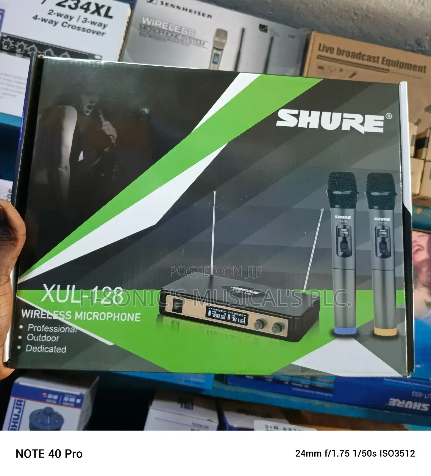 Professional Shure Xul-128 Wireless Microphone