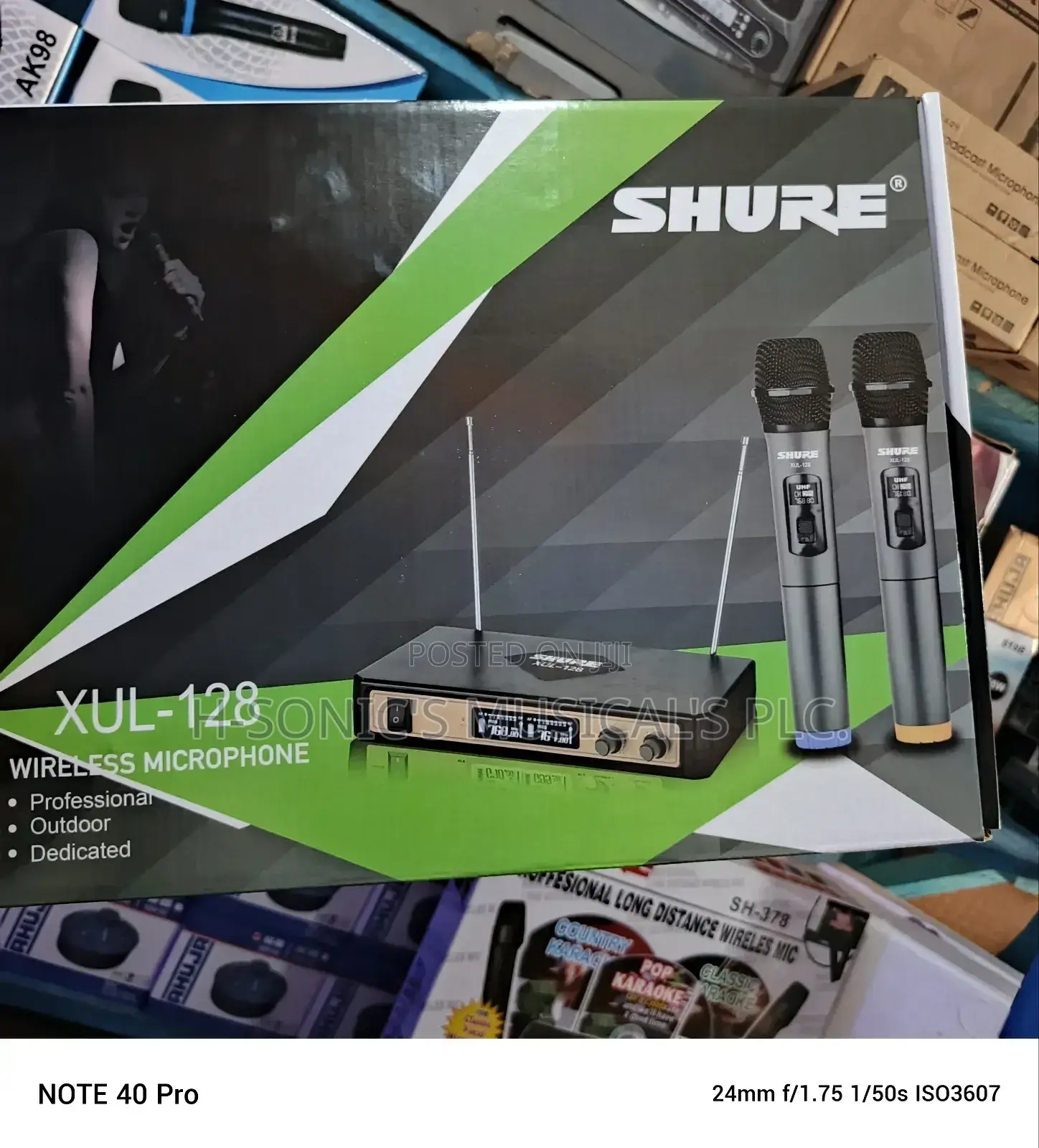 Professional Shure Xul-128 Wireless Microphone
