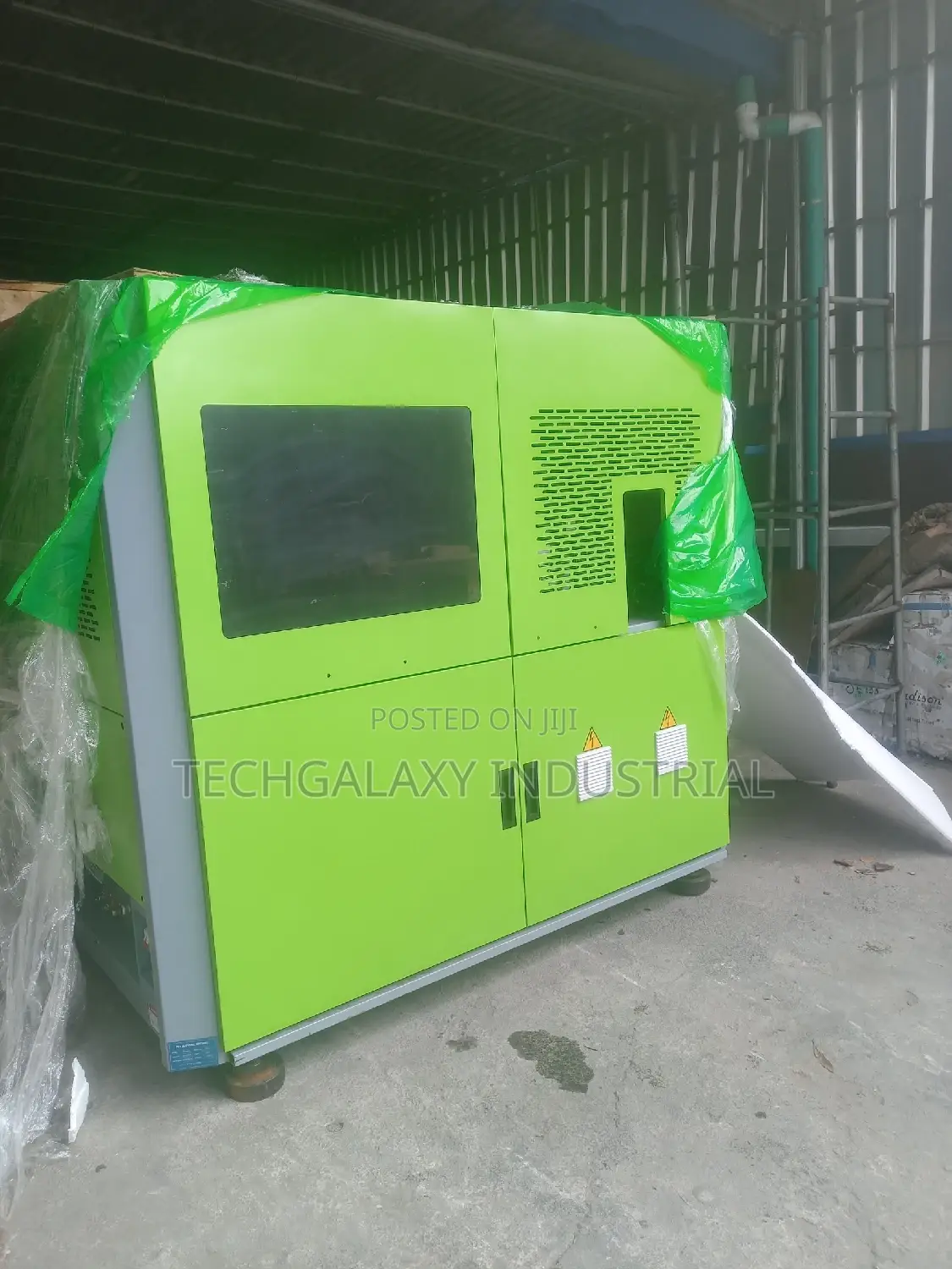 Automatic Pet Blowing Machine