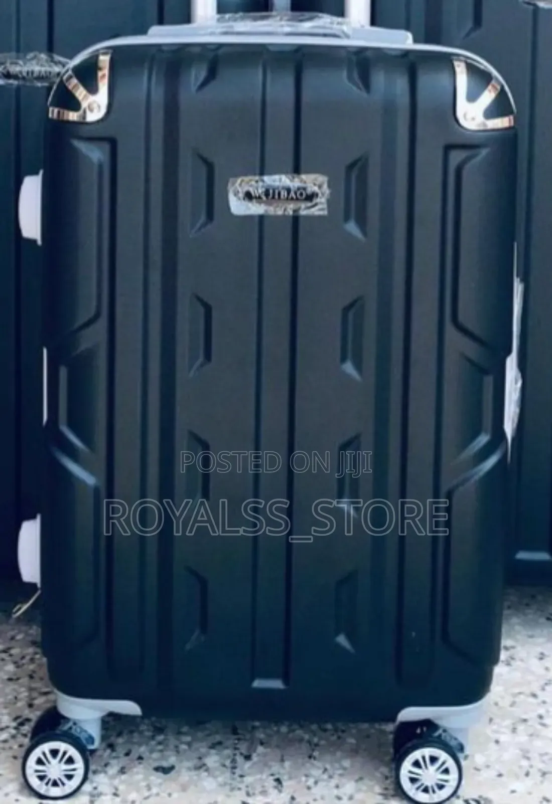 High Quality Medium Size Travelling Luggage Box