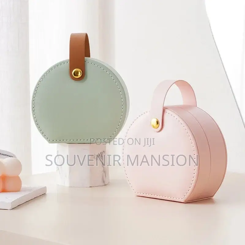 Mini Jewelry Organizer