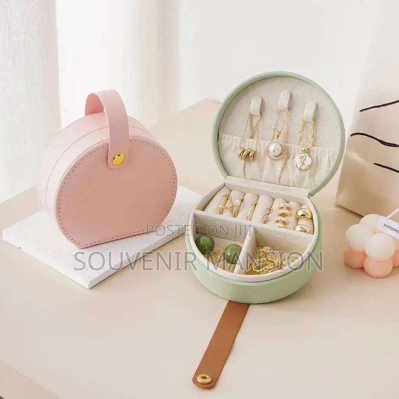 Mini Jewelry Organizer