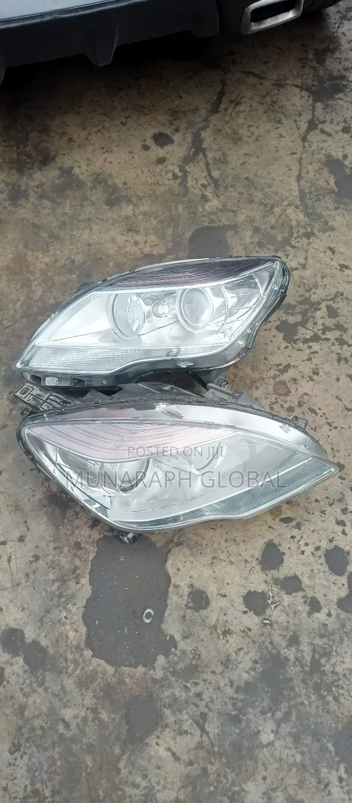 2011 Model Mercedes Benz R350 LED Headlight Set.