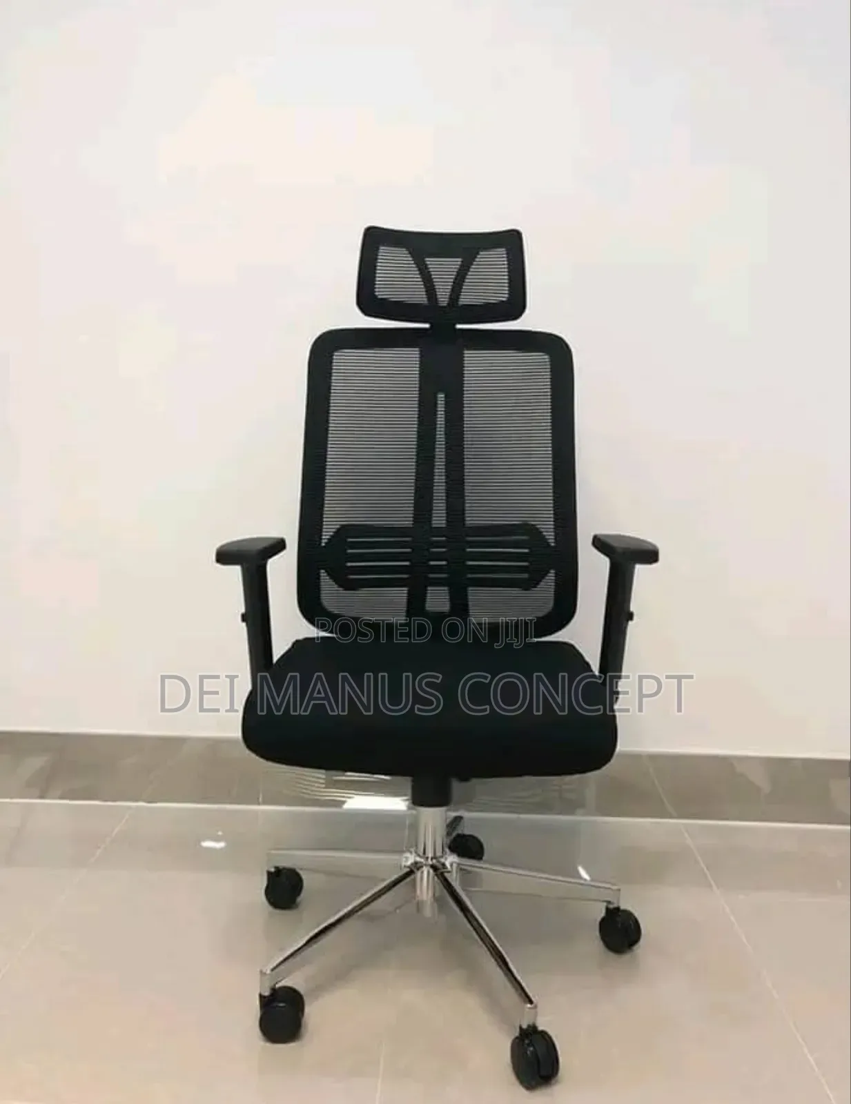 Office Chair With Adjustable Hand