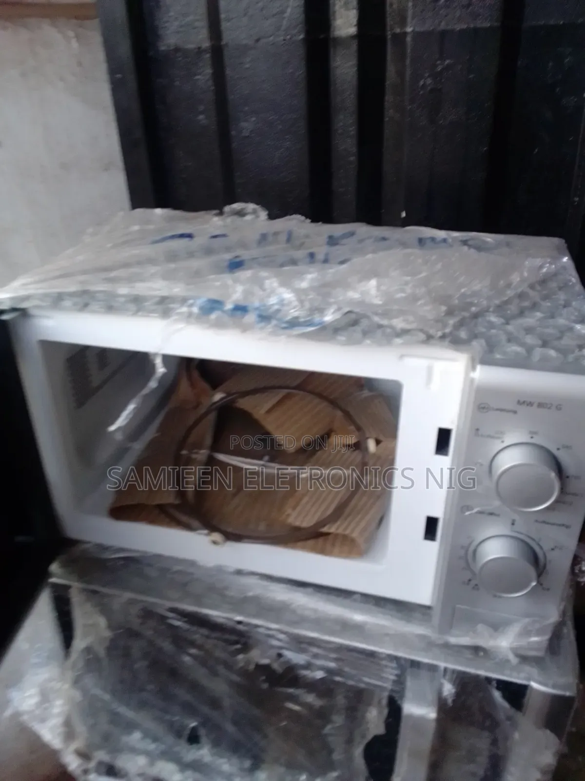 Newly Arrived Exqusit Microwave Oven /Grill London Imported)