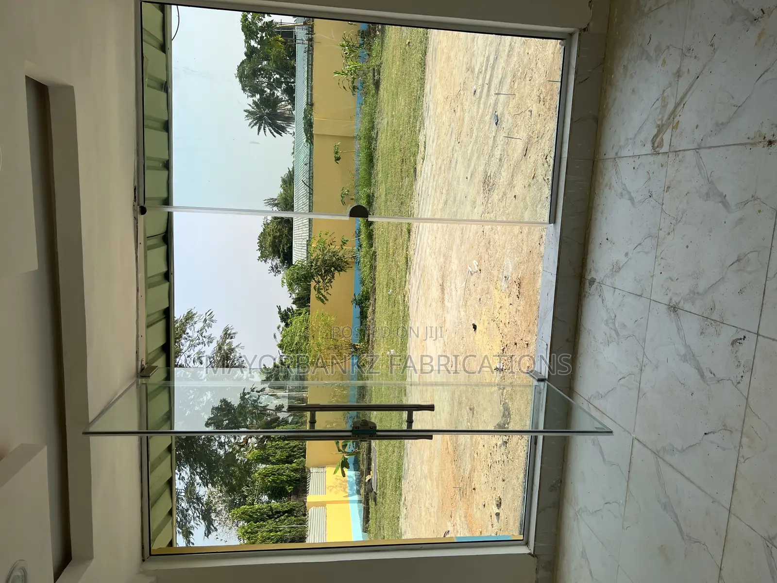 Frameless Glass Door With Partition