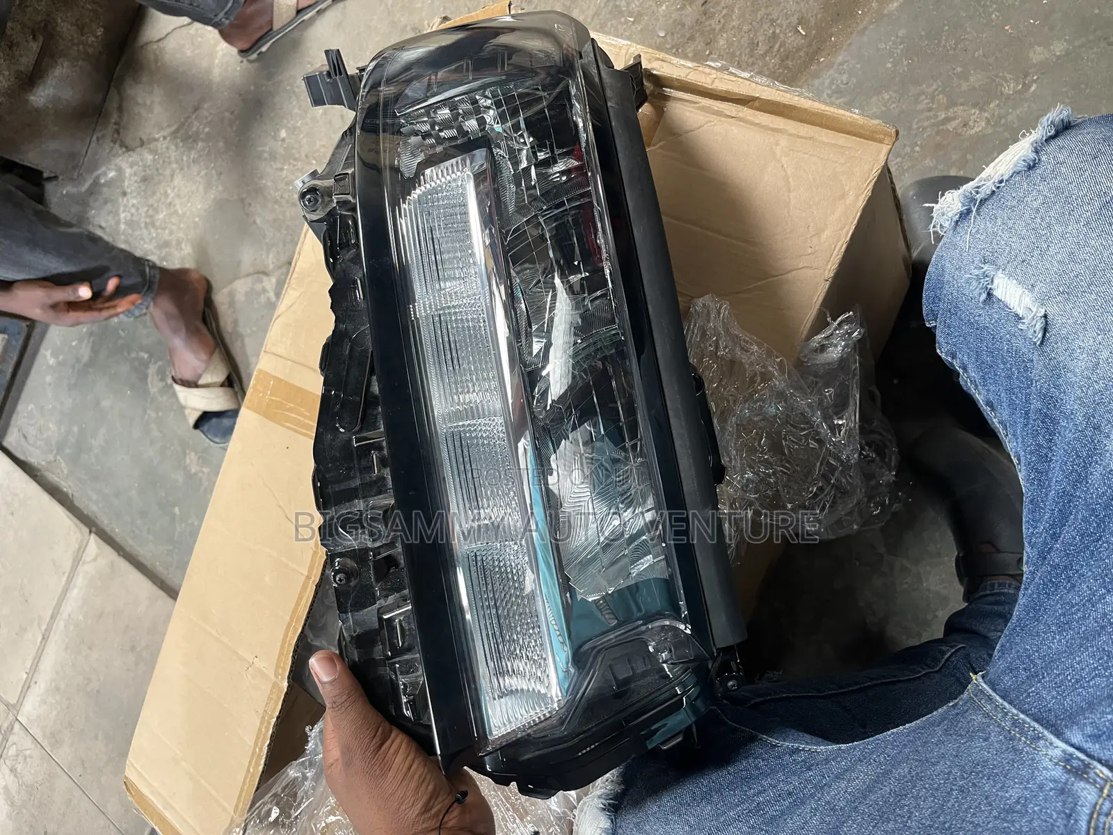 Landcruiser 2022/2023 Headlight One Side