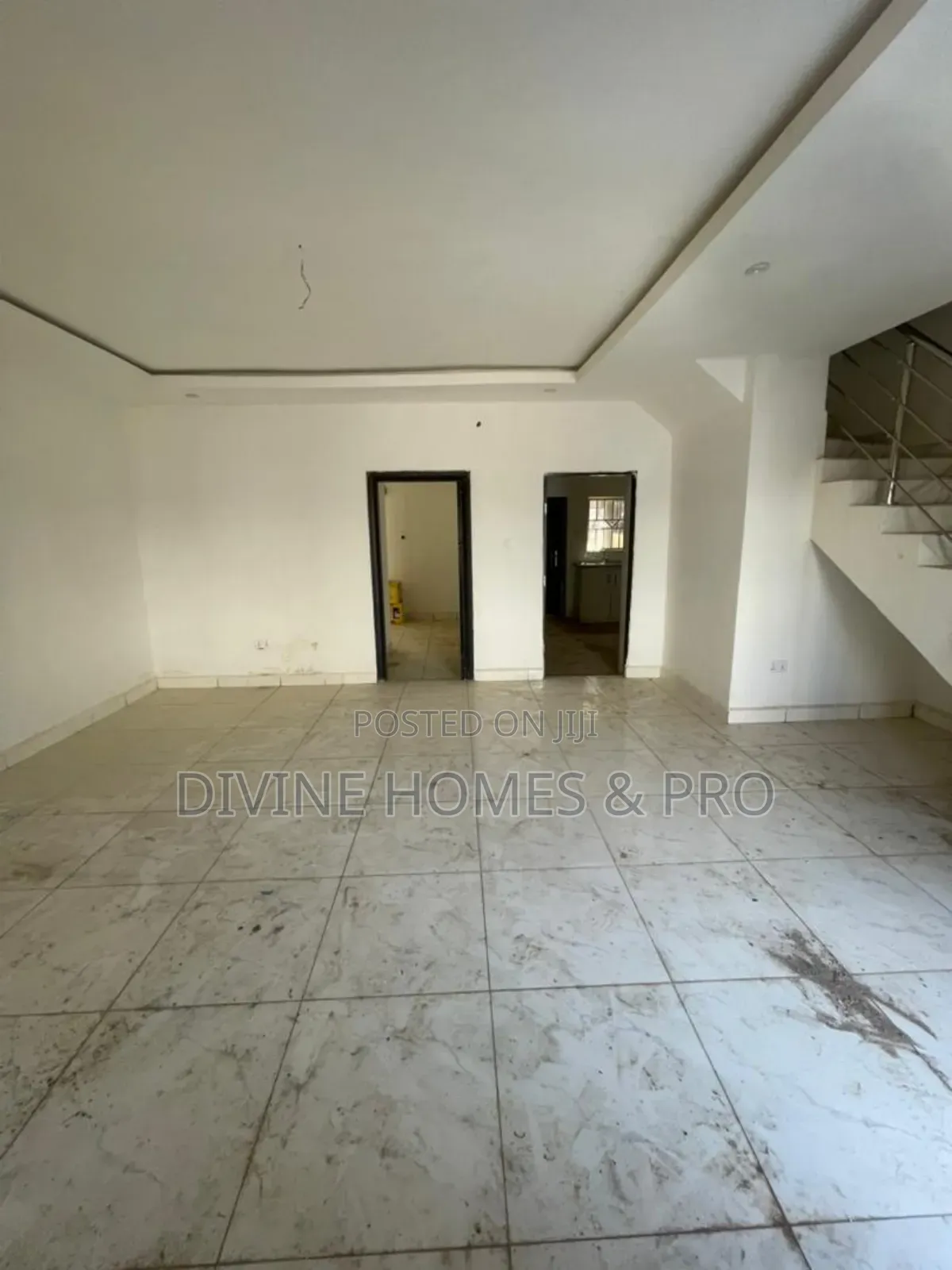 4bdrm Duplex in Life Camp for sale