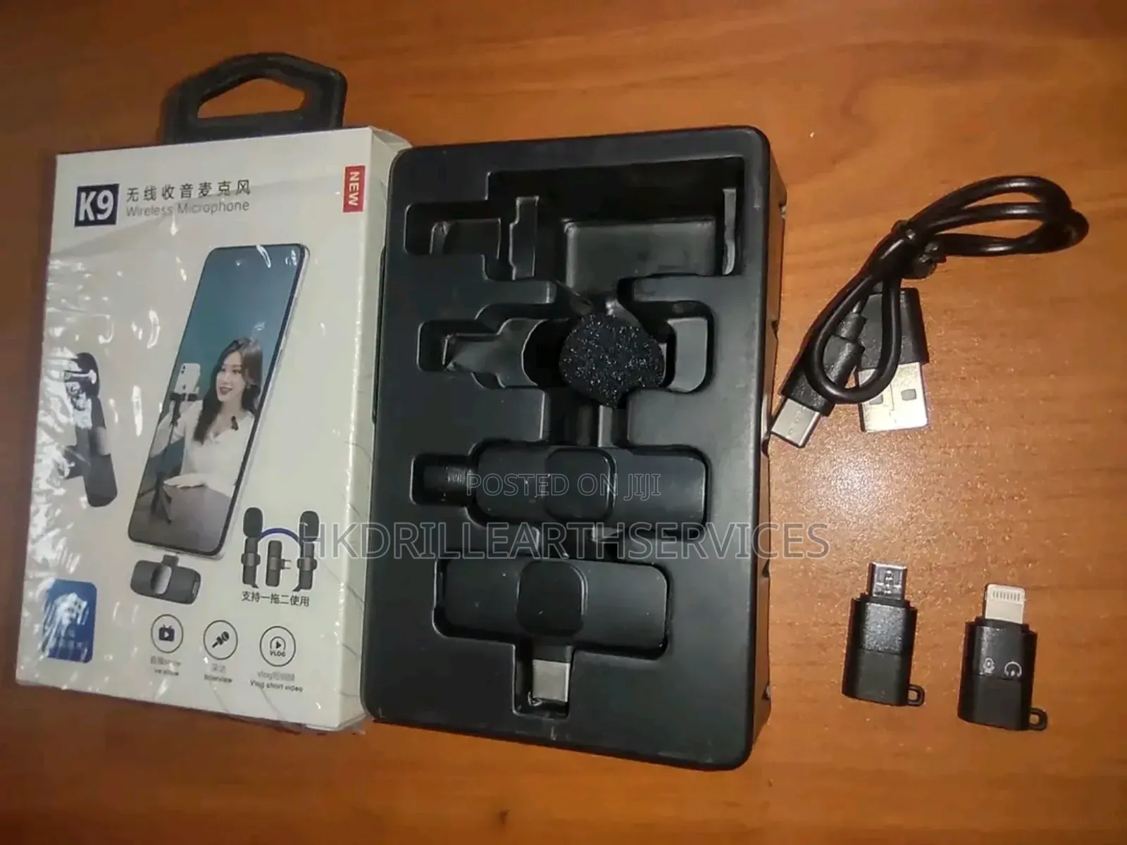 Wireless Microphone for Social Media Content and Interviews
