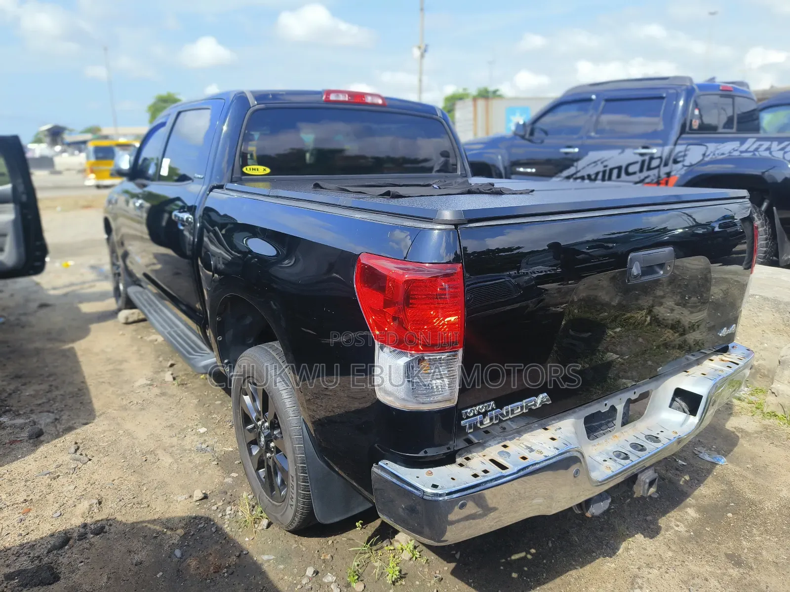 Toyota Tundra 2013 Black