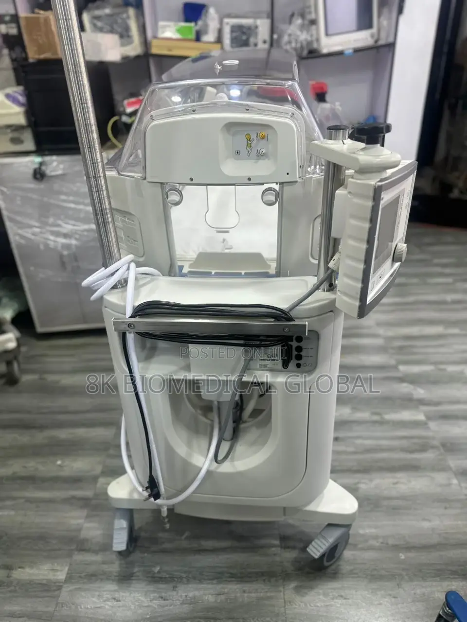 UK Used DRAEGER Caleo Infant Incubator