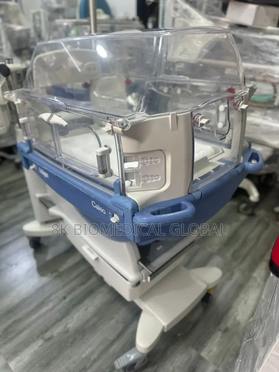 UK Used DRAEGER Caleo Infant Incubator