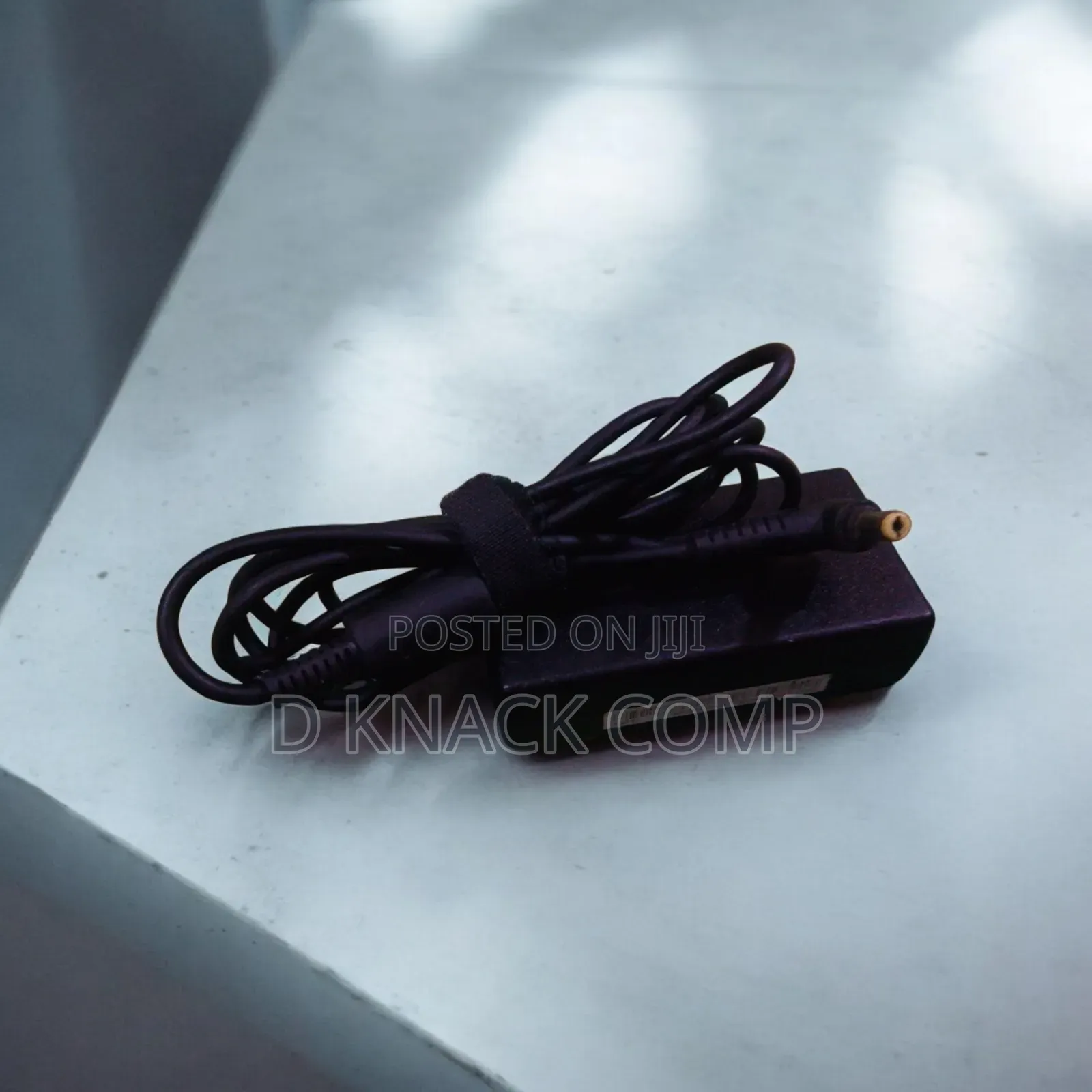 19volts 3. 42A 65W Laptop Charger Adapter