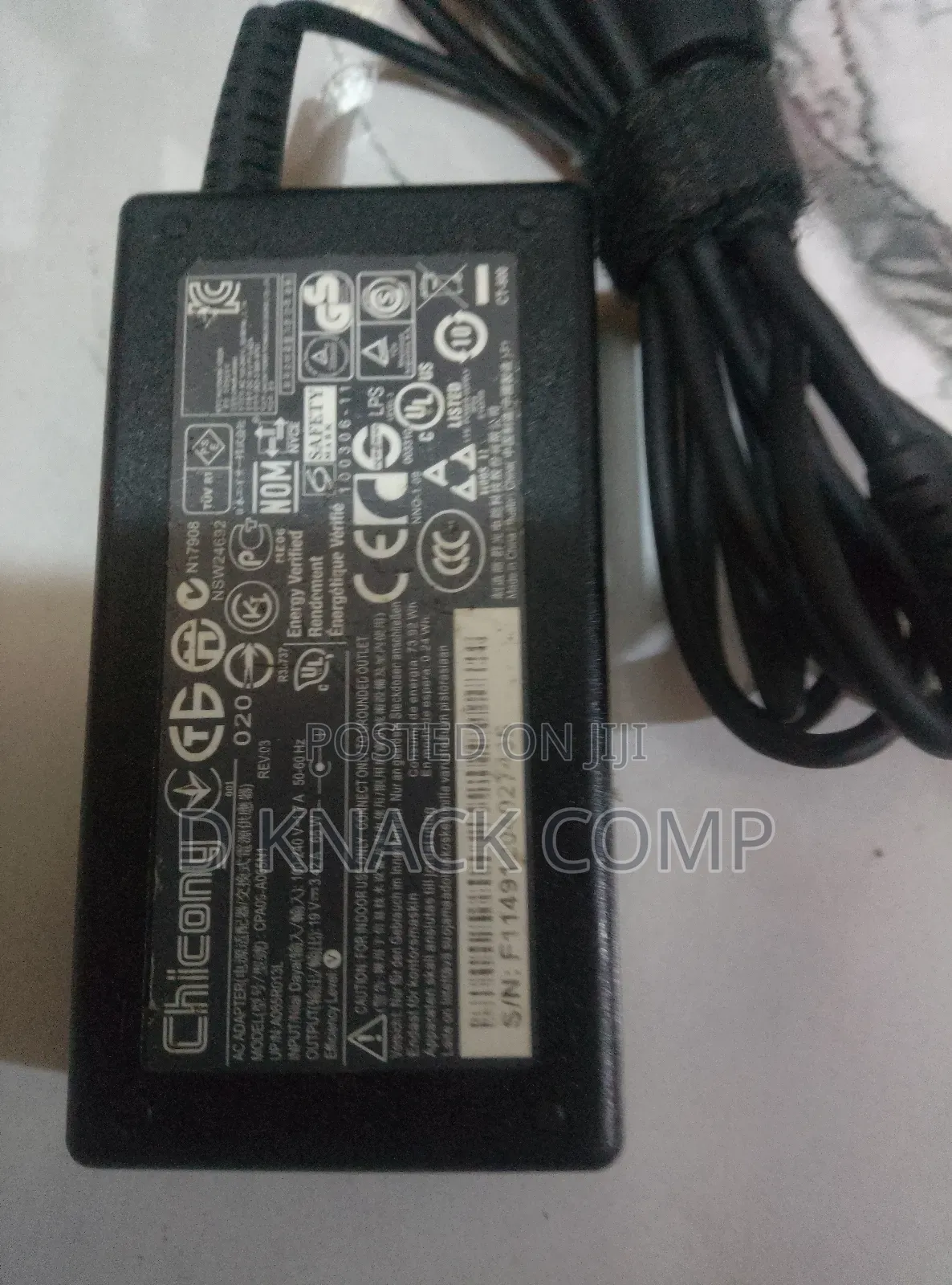 19volts 3. 42A 65W Laptop Charger Adapter