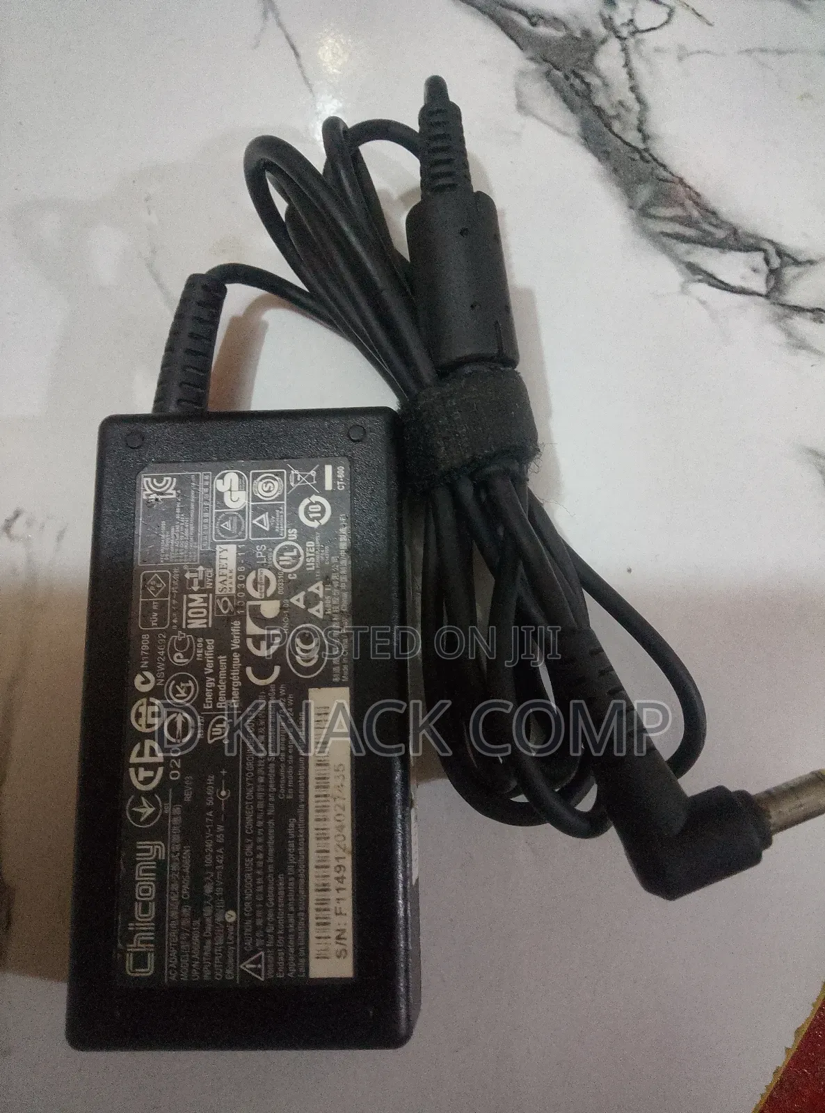 19volts 3. 42A 65W Laptop Charger Adapter
