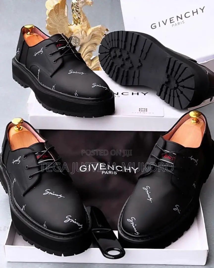 High Quality Givenchy Flat Shoes